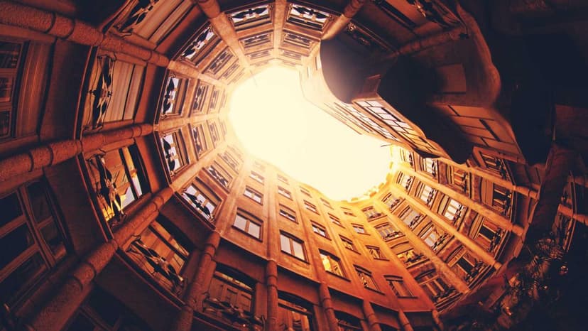 Epic Games Layoffs: 1000 Jobs Cut Amidst Fortnite Engagement Decline and Market Challenges